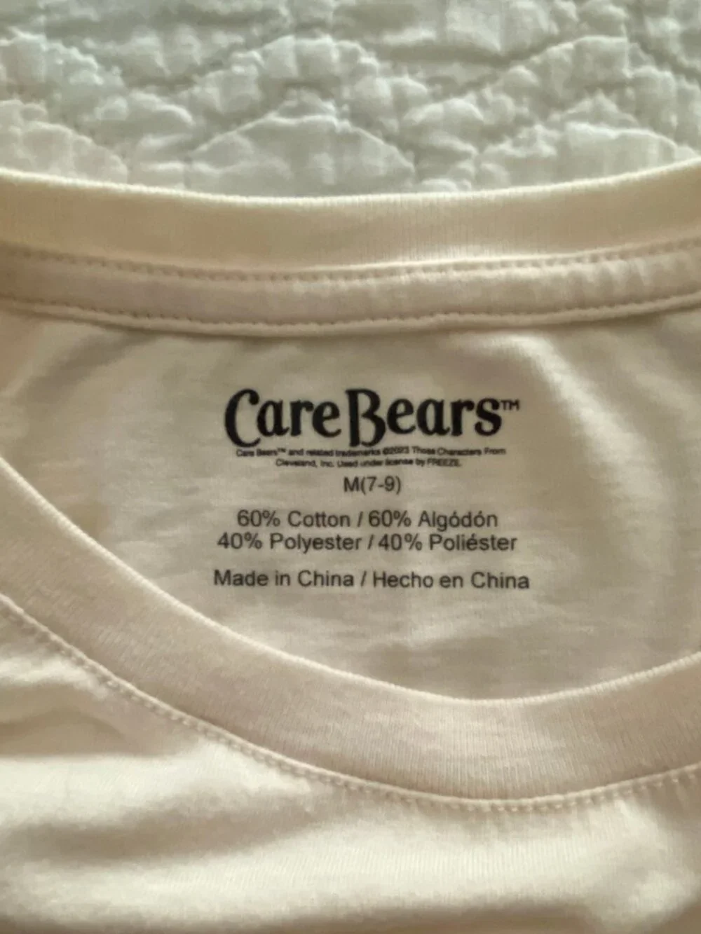 Care Bears - Ivory Rainbow Bears Graphic T-Shirt - Kids Size M (7/9)